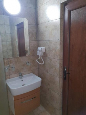 ingrid, Mangalia